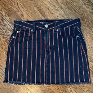 American Eagle mini skirt, size 8, super stretch, red & blue, frayed hemline